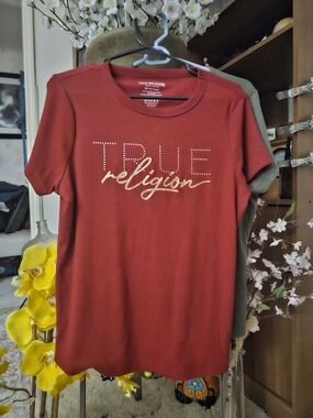 Women's Dark Red Rhinestone  True Religion Top Size XL NWOT